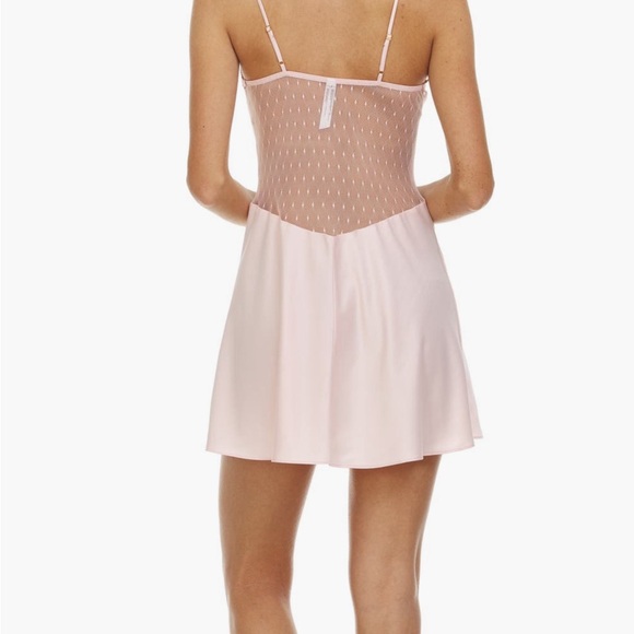 Flora Nikrooz Showstopper Chemise - Picture 2 of 2